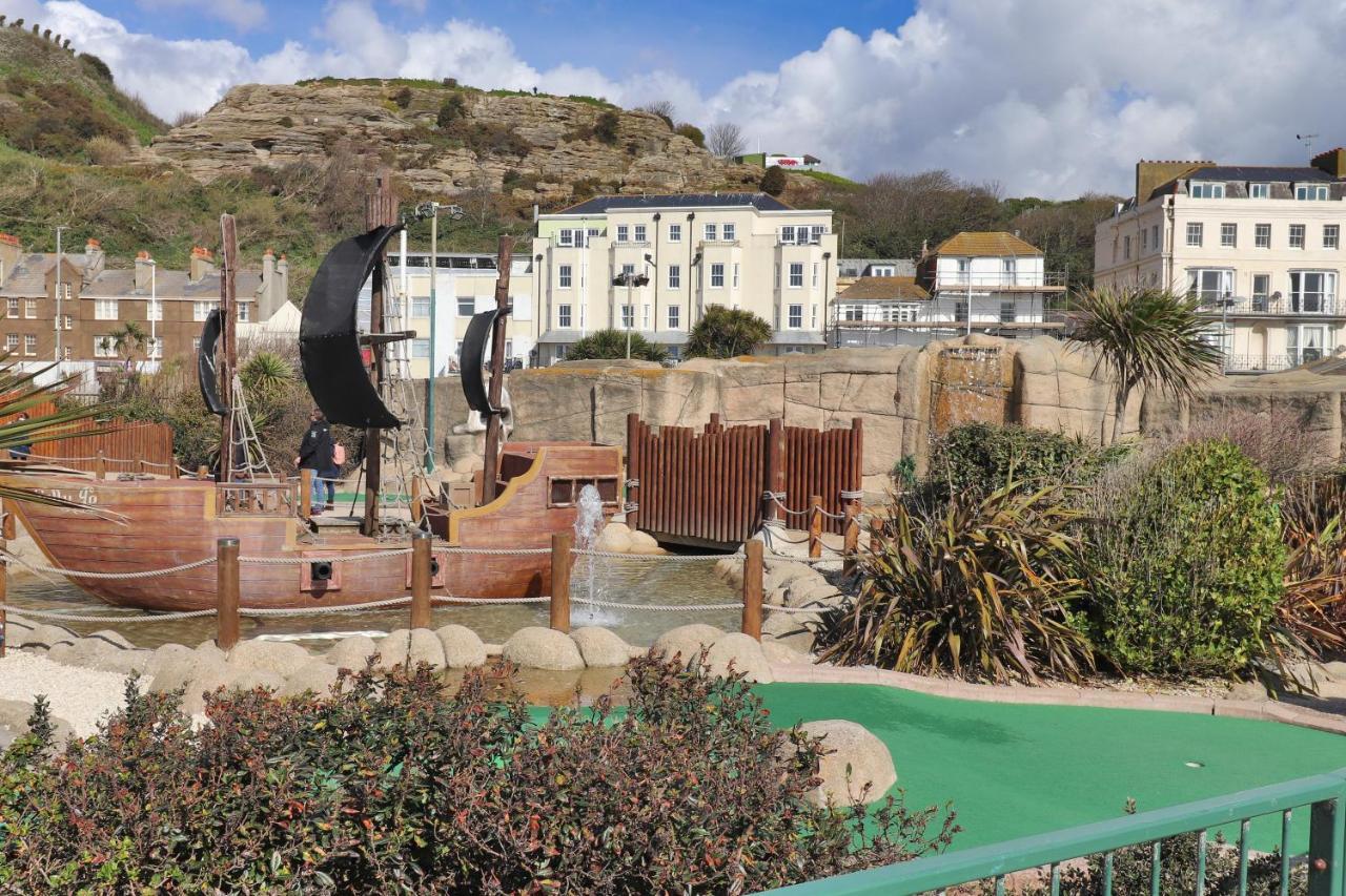 Master Accommodation Suite 9 Single Room With Roof Top Views Hastings Eksteriør billede